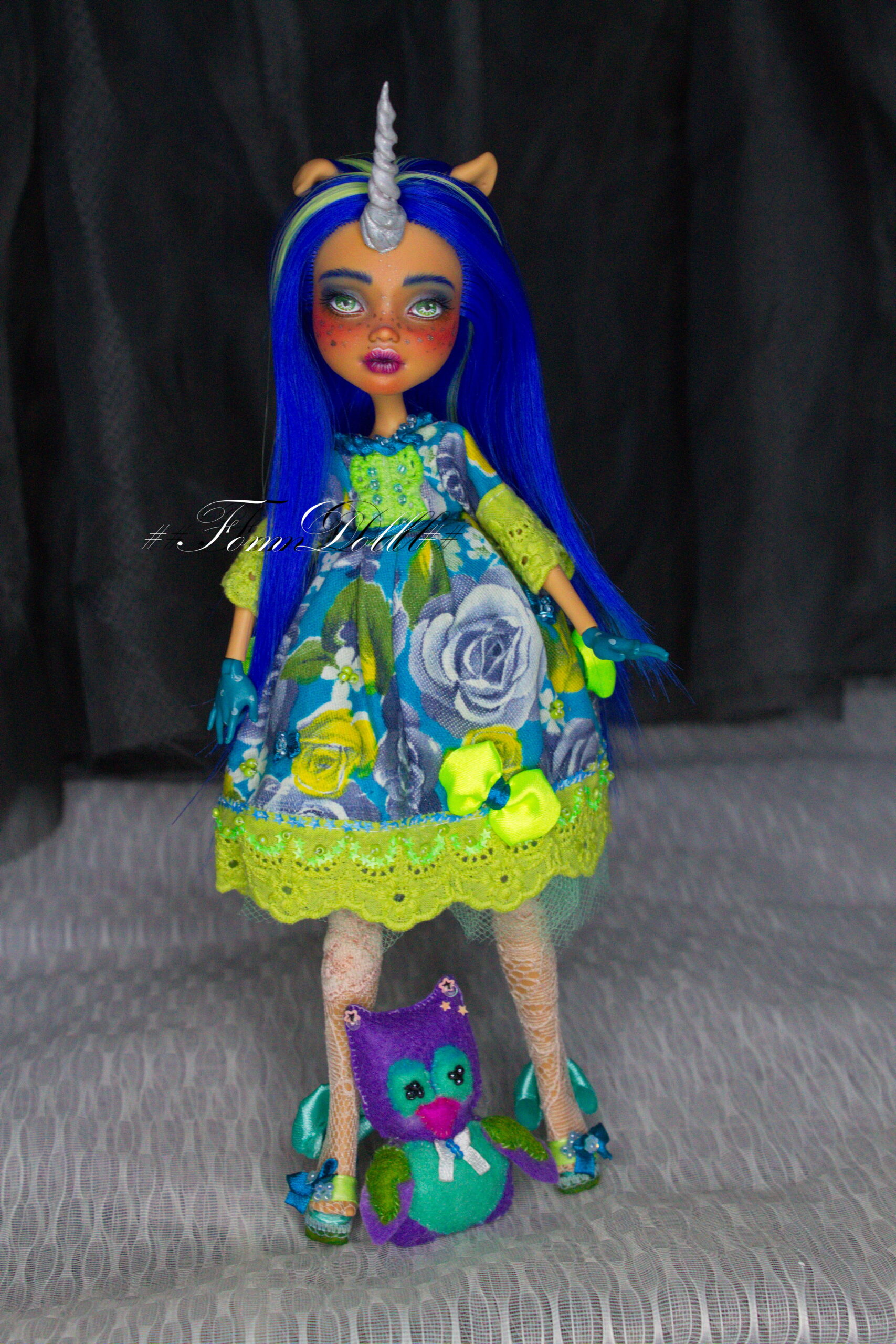 Lagoona Blue Monster High Doll Costume Makeup Tutorial for