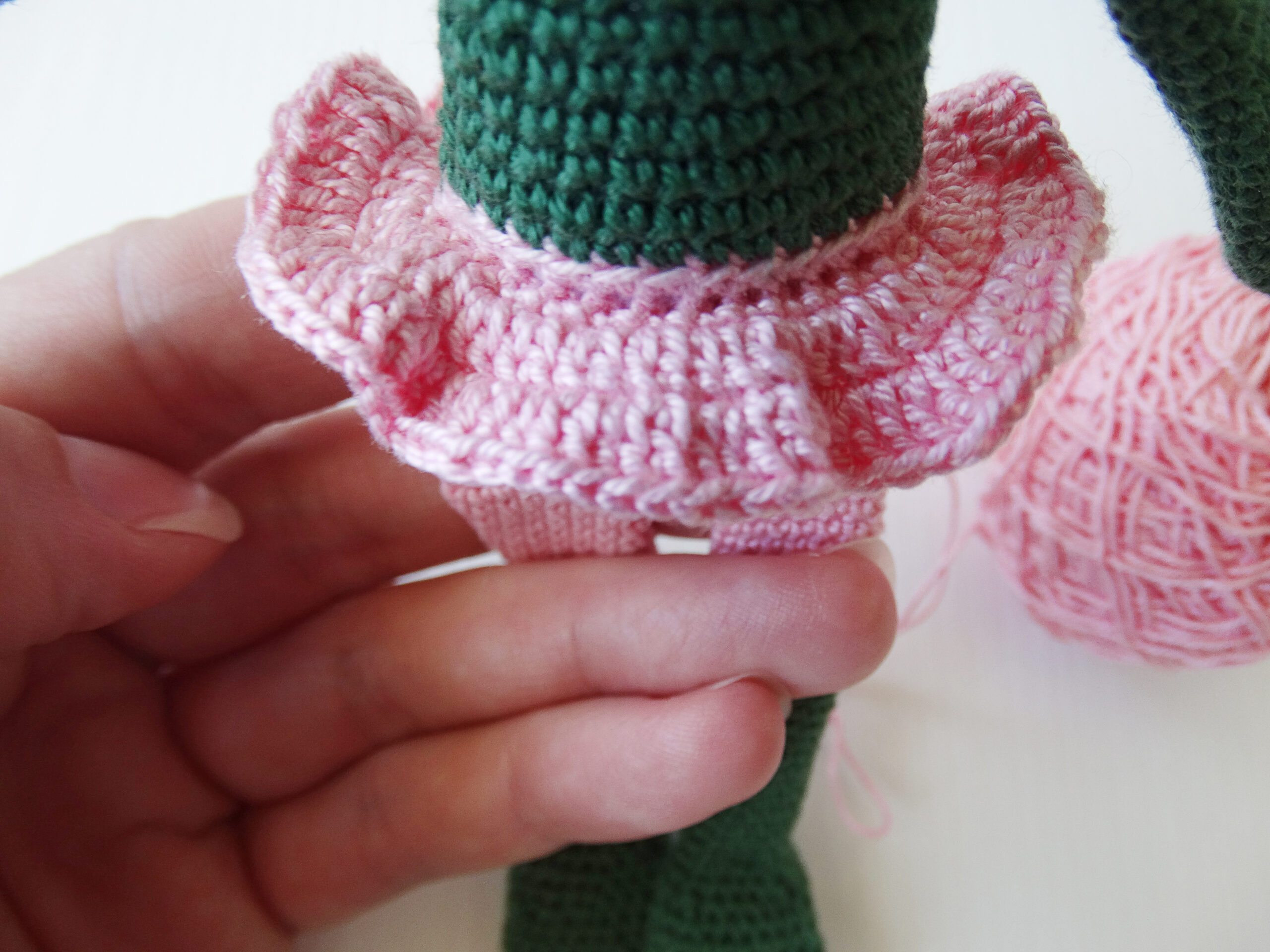 Frog ballerina amigurumi toy crochet pattern, PDF in English 3 crochet frog pattern