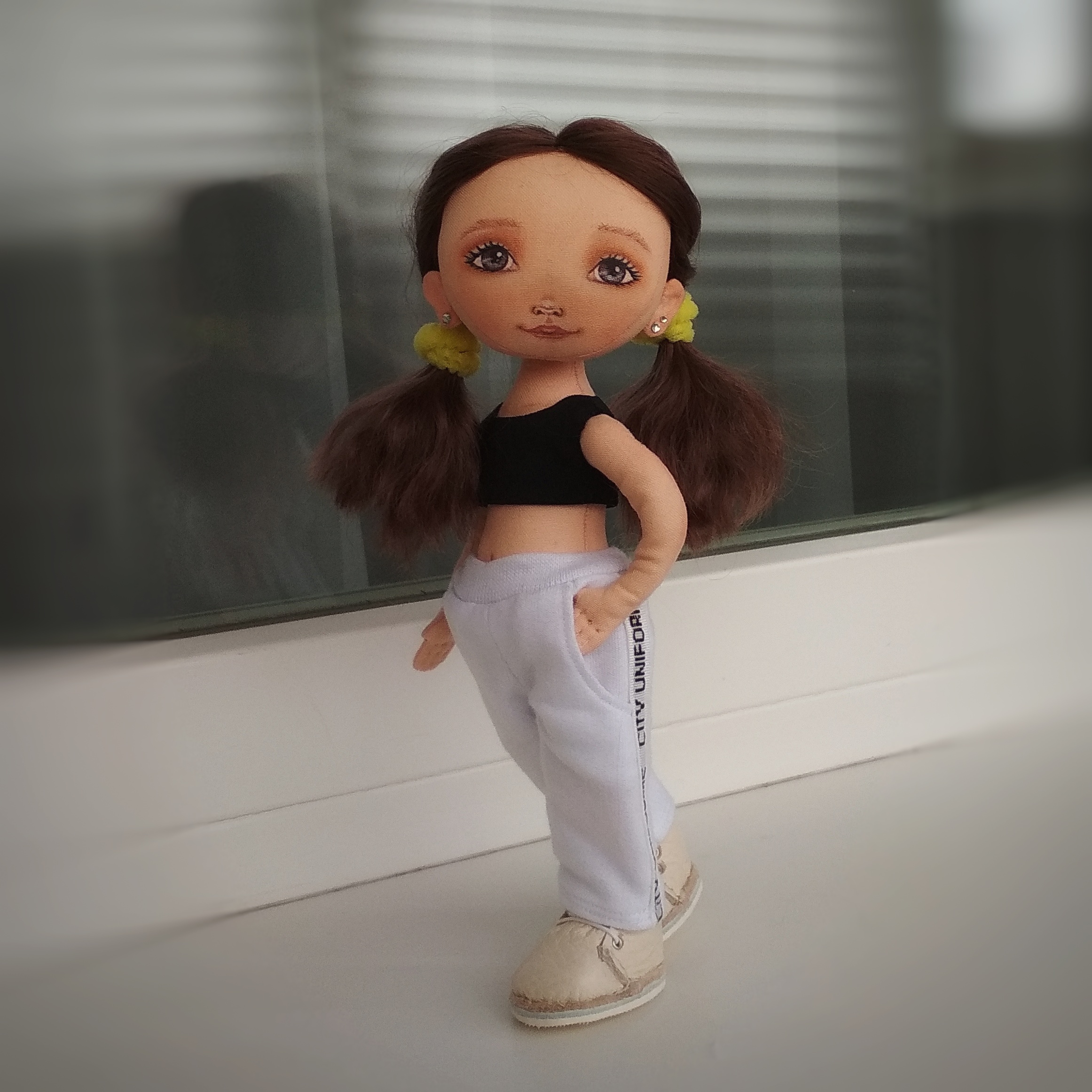 Textile artdoll, interior doll, sports girl doll 5 sports girl doll in profile