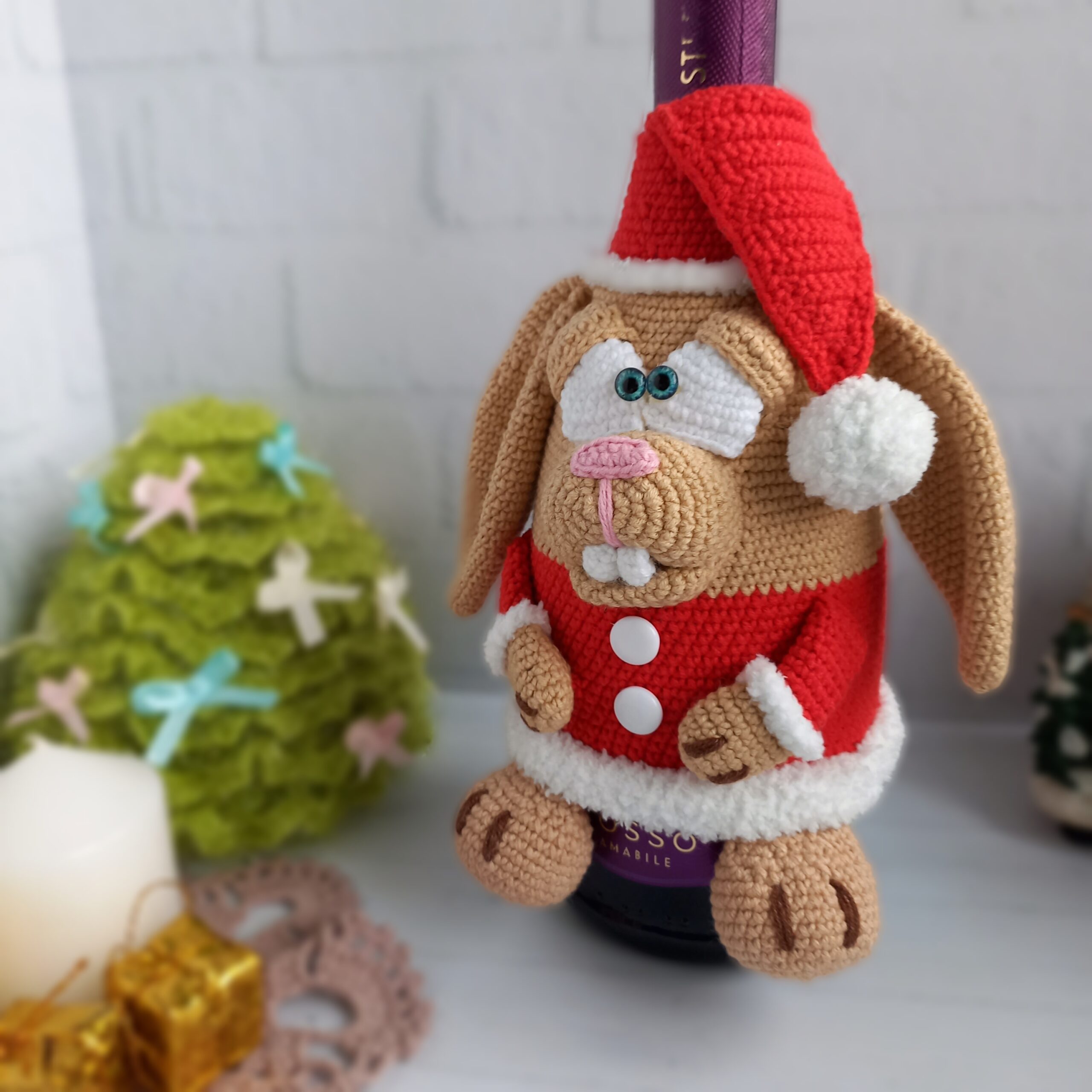 Do you like Eggdog? He's made with sparkly, white yarn, so you think he  needs to be Christmas themed? : r/crochet