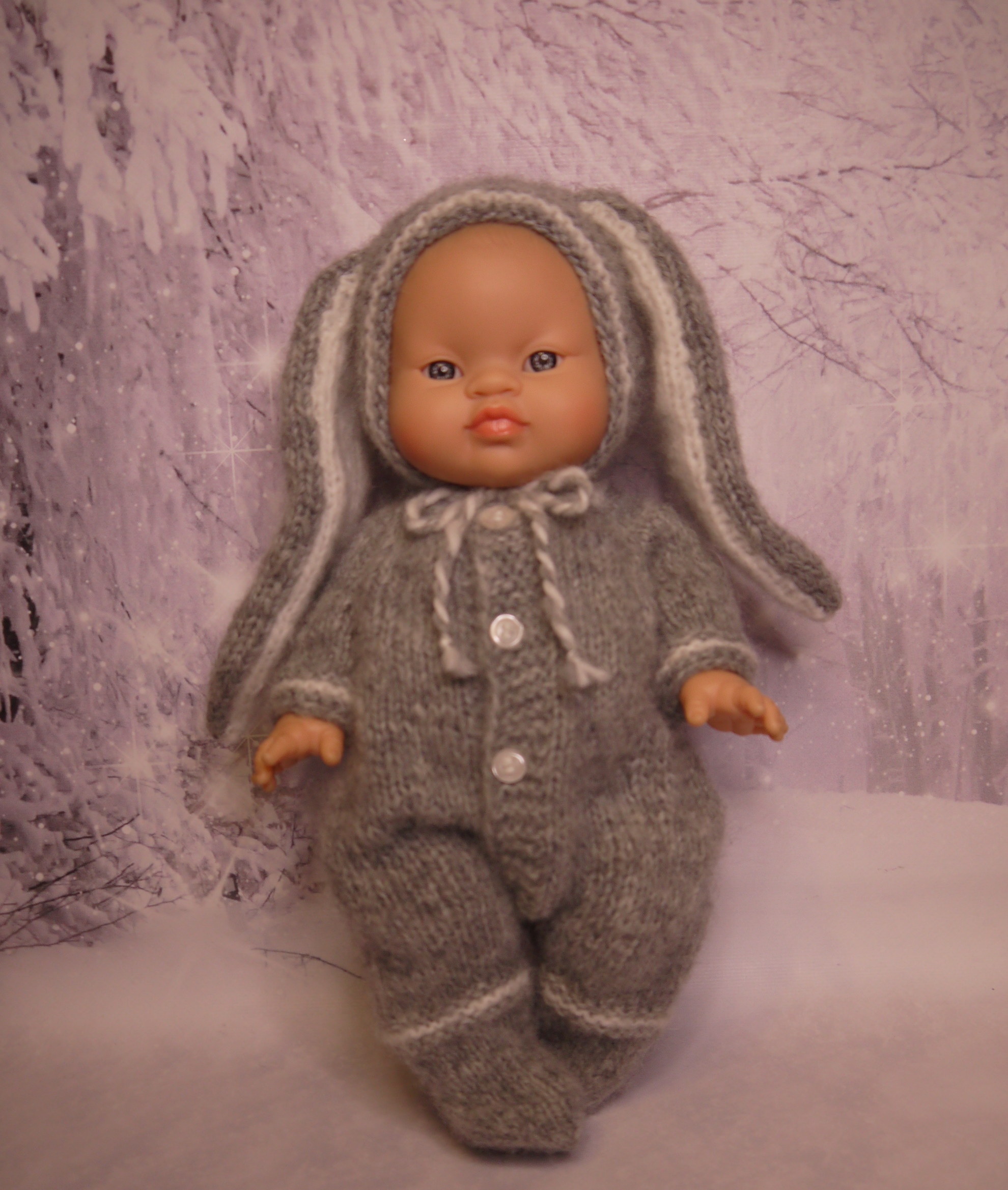 Pattern: outfit New Year Bunny for baby doll Gordi Paola Reina 4 P1730645