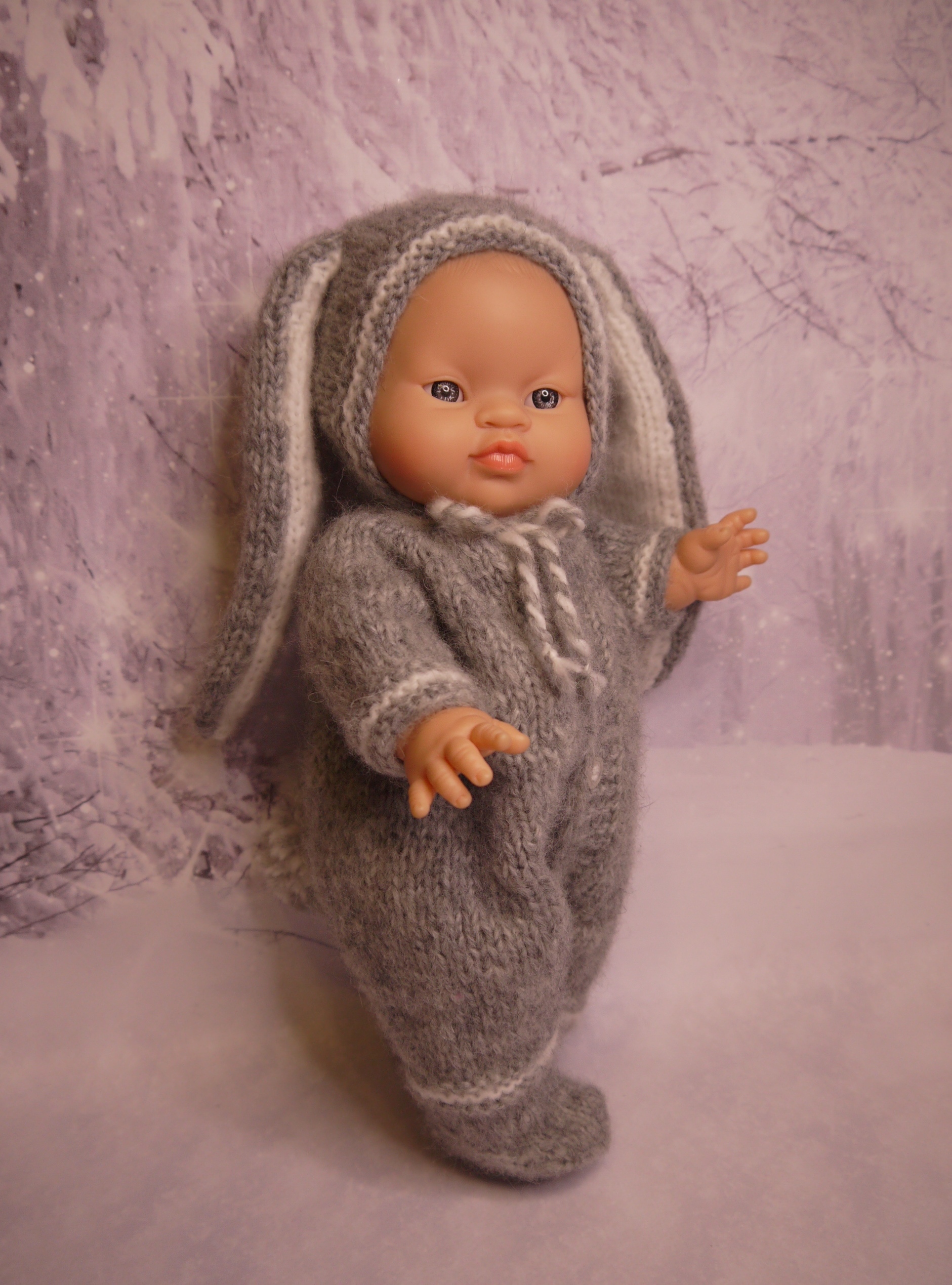 Pattern: outfit New Year Bunny for baby doll Gordi Paola Reina 5 P1730664 1