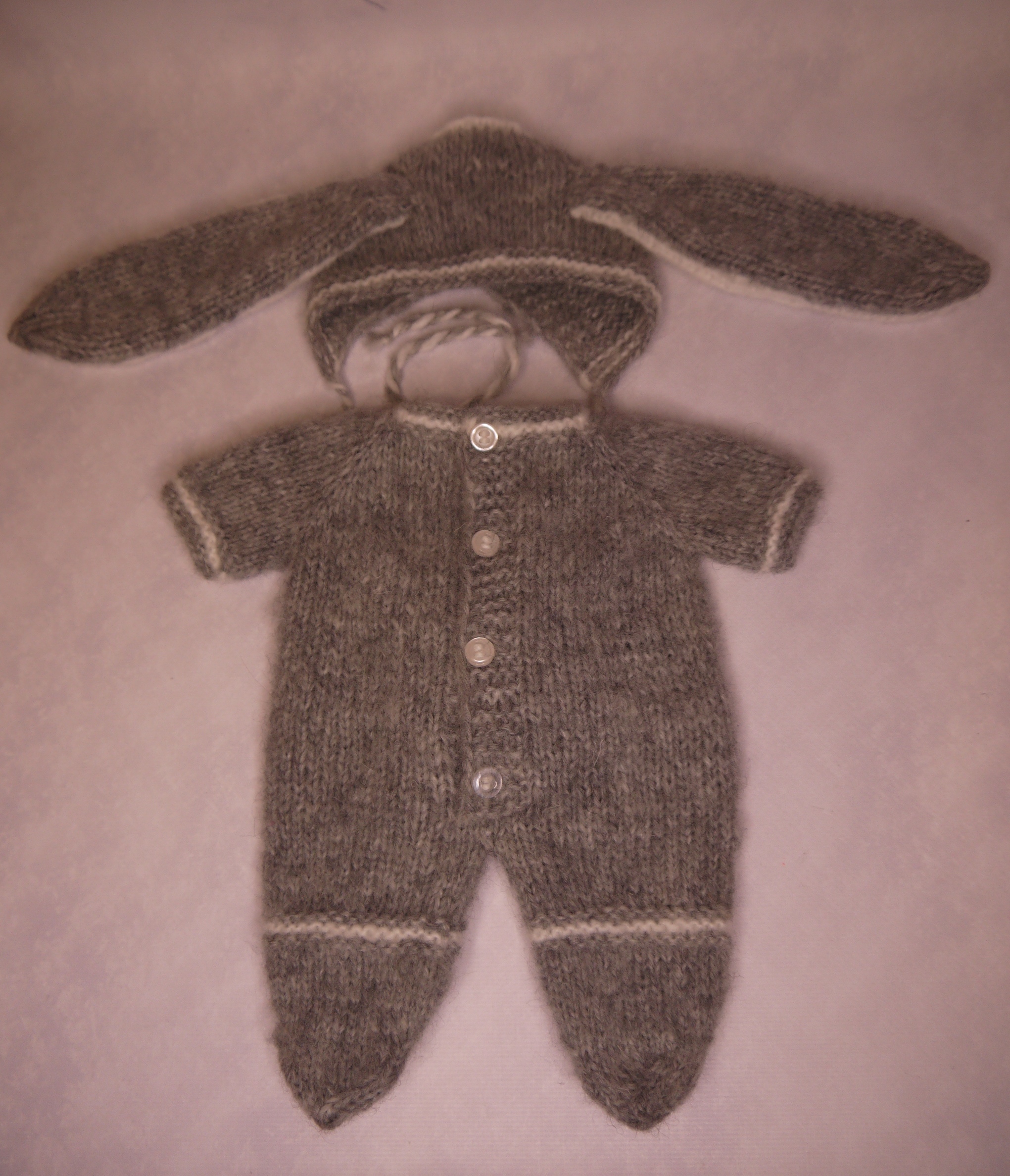 Pattern: outfit New Year Bunny for baby doll Gordi Paola Reina 8 P1730689