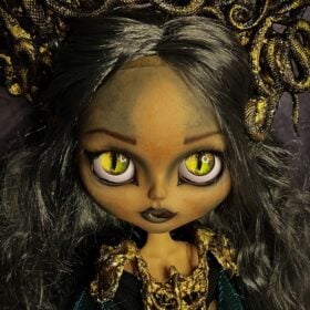 Serpent Queen Medusa Gorgona Blythe doll custom OOAK