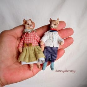 miniature figurines