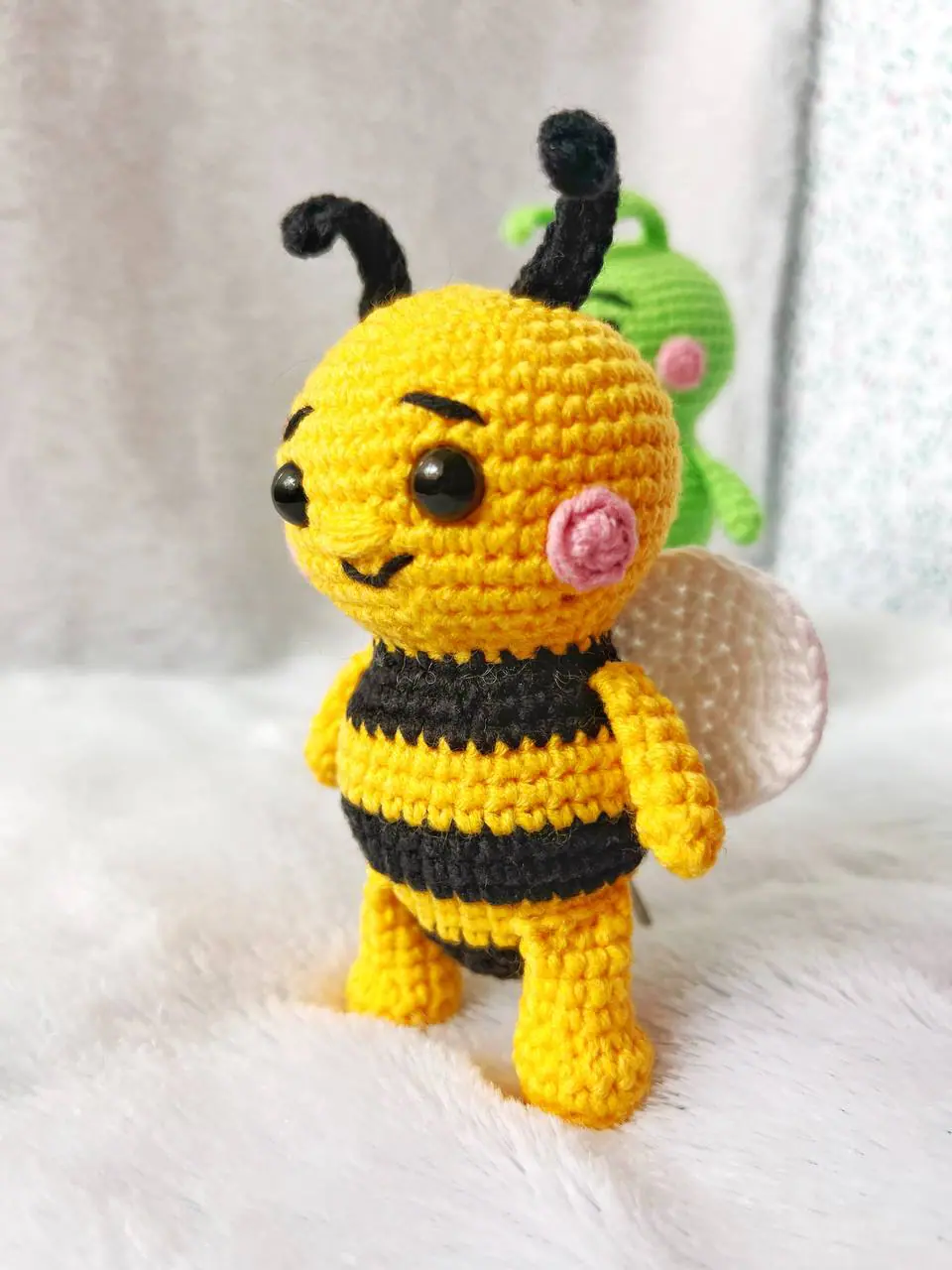 Crocheted Bee. 1 photo 2023 03 22 18 48 59.jpg