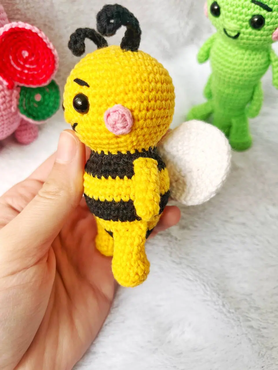 Crocheted Bee. 2 photo 2023 03 22 18 49 00.jpg