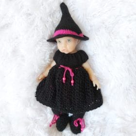 Spooky Hand-Knitted Halloween Witch Costume for 9-Inch Doll – Black and Pink Dress with Hat & Boots