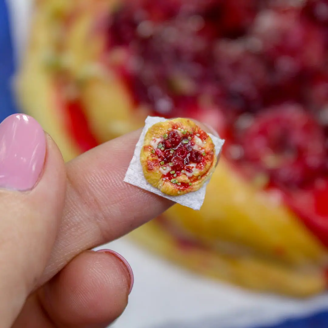 TUTORIAL Miniature raspberry puff pastry bun with polymer clay 1 5.jpg