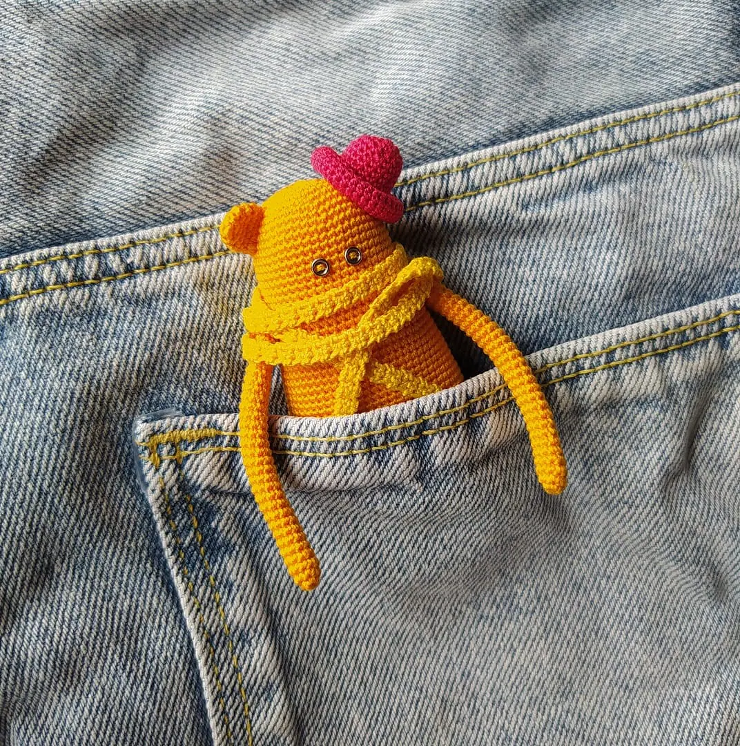 kawaii-amigurumi-mini-bear-handmade-crochet-collectible-toy-1 kawaii-amigurumi-mini-bear-handmade-crochet-collectible-toy-1-2
