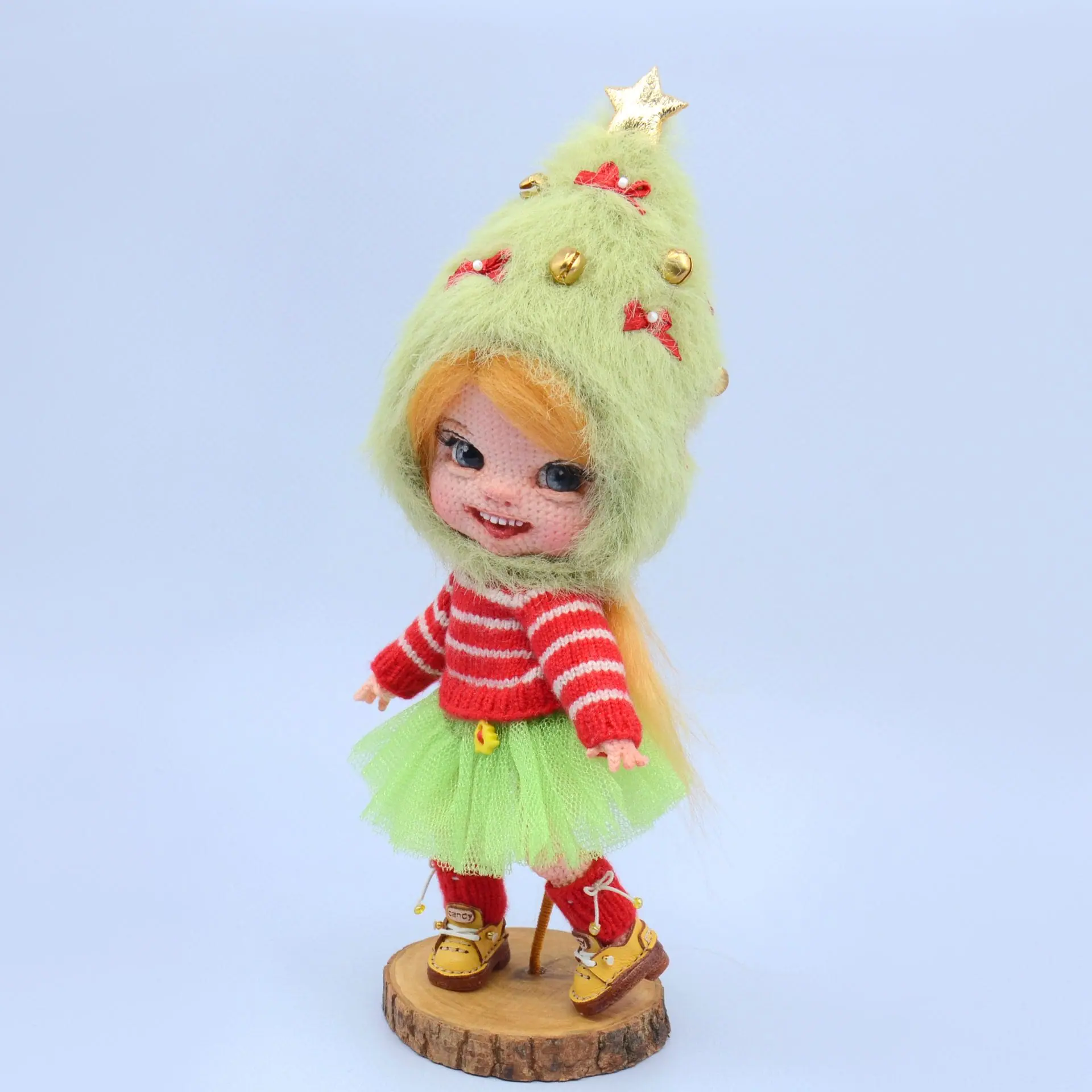 Collectible crocheted Doll Christmas and New Year Tree 7 dsc 1281 1.jpg