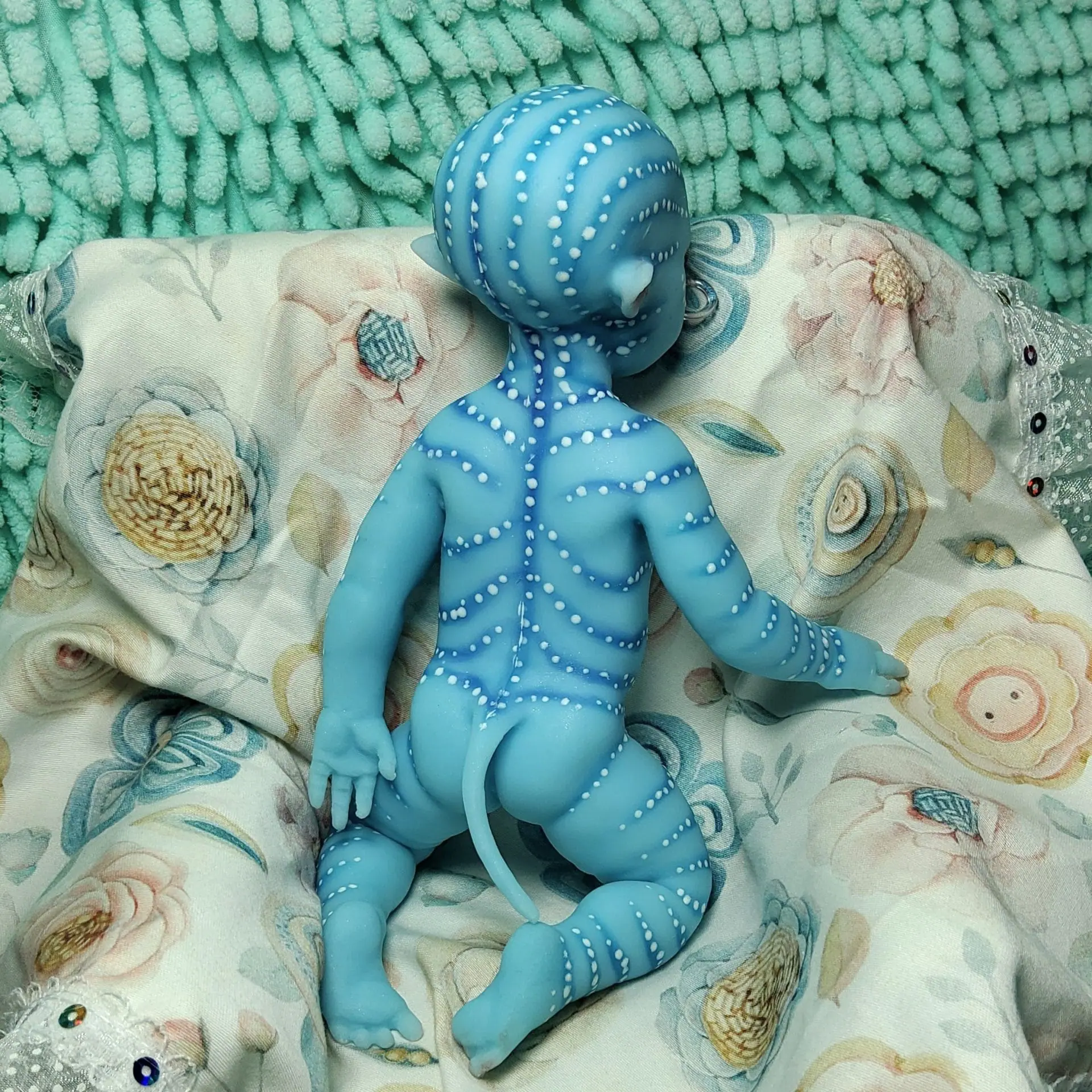 Amazing silicone reborn avatar baby girl 22 cm 2 Premium quality mini silicone avatar baby