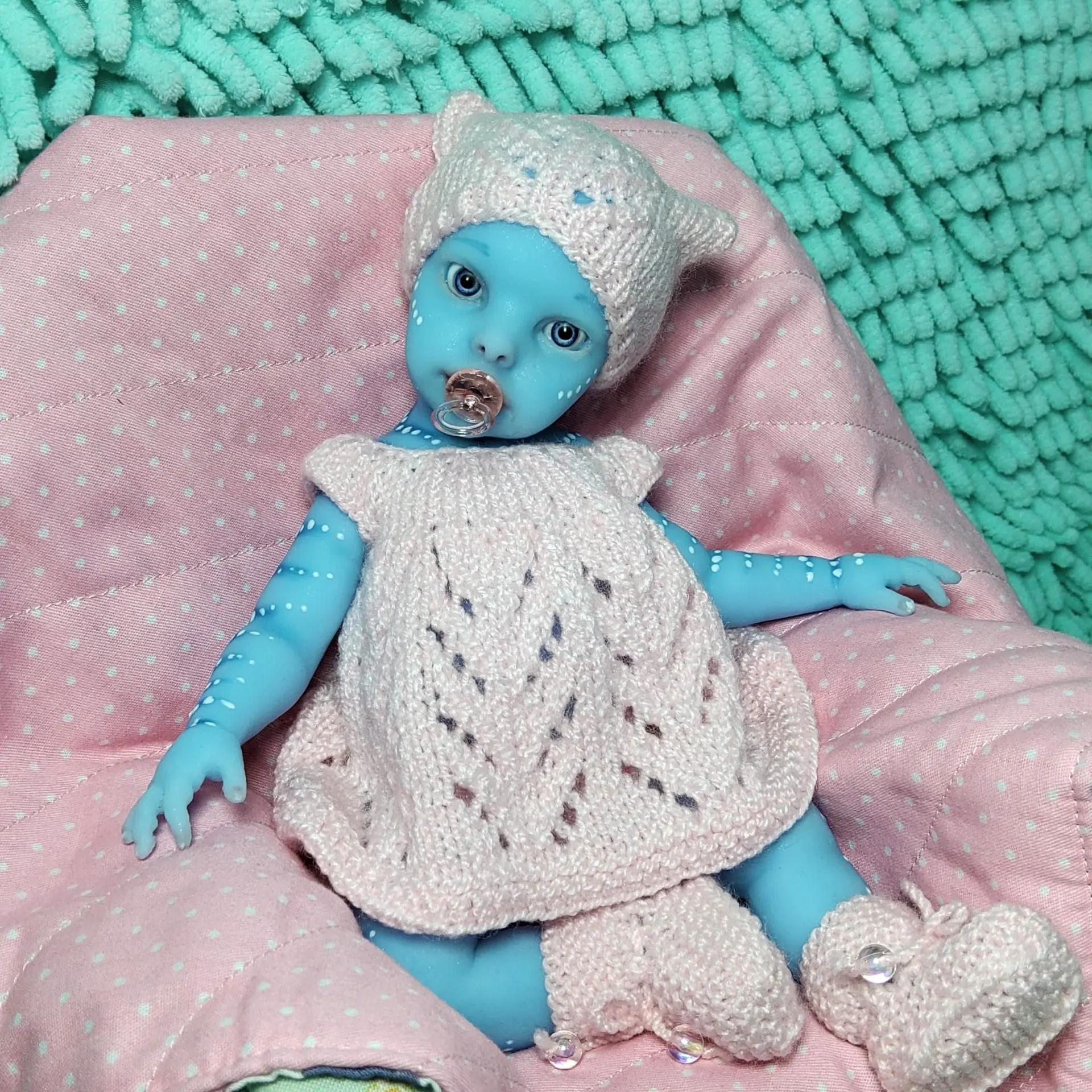 Amazing silicone reborn avatar baby girl 22 cm 4 Collectible silicone reborn avatar baby