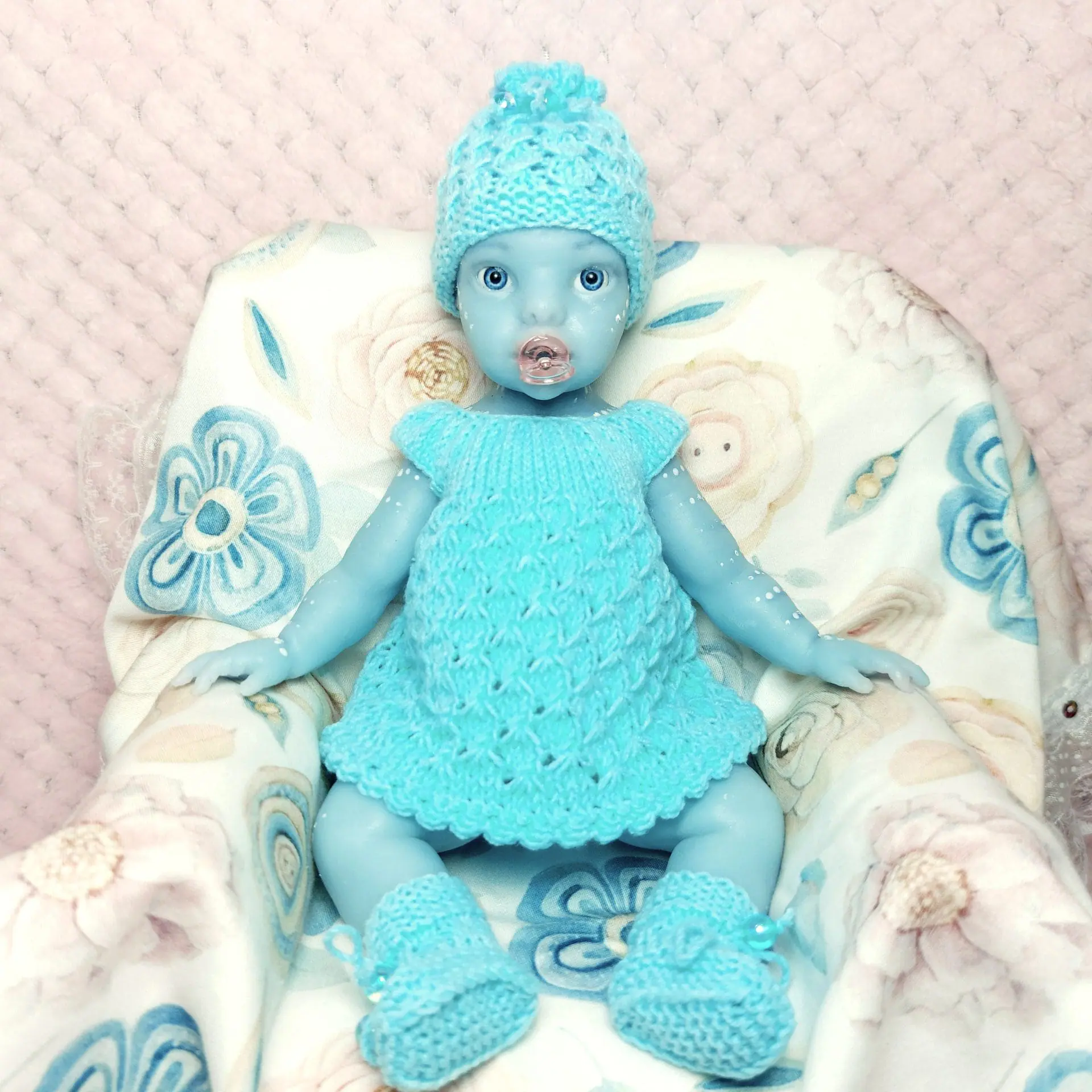 Amazing Silicone Doll Girl Avatar 9 Inches 13 Silicone avatar baby doll with accessories