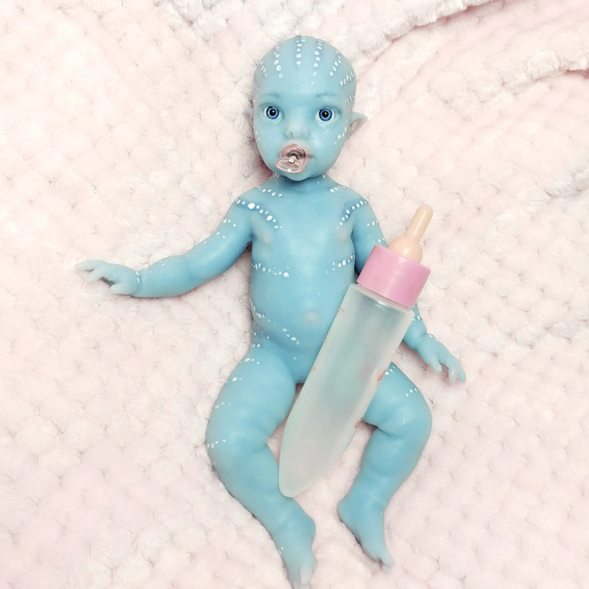 Amazing Silicone Doll Girl Avatar 9 Inches 2 Reborn avatar baby doll lying on blanket